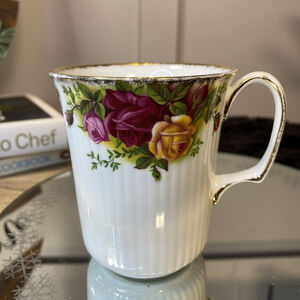 Royal Albert Old Country Roses Ribbed Bone China Coffee Tea Mug